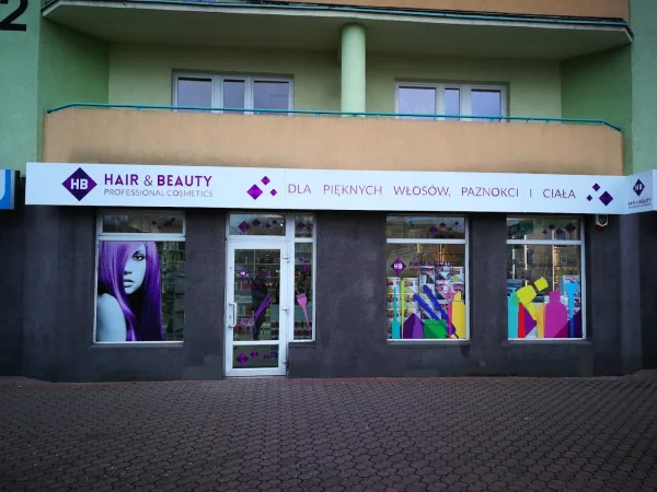 Hair & Beauty — oznakowanie sklepu