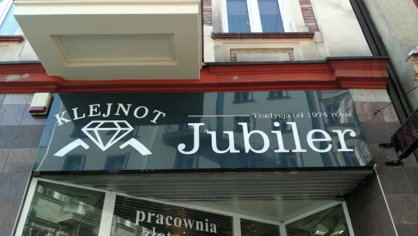 Klejnot — kaseton pracowni jubilerskiej