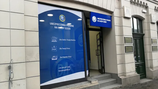 DAS — kasetony i oznakowanie placówek