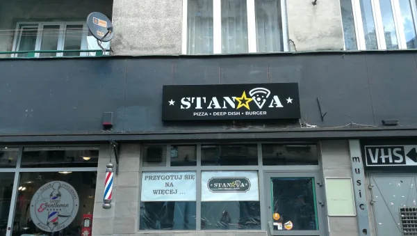 Stanova — kaseton lokalu gastronomicznego