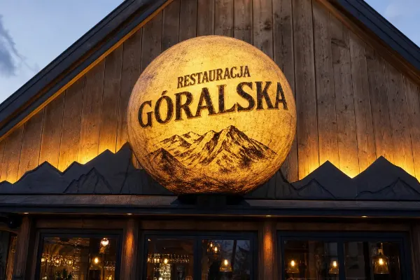 Restauracja Góralska — kaseton kulisty